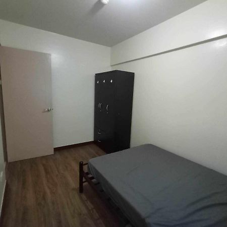 Acacia Estates Taguig Aparthotel Manila Esterno foto