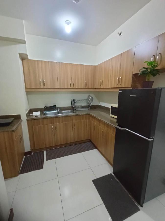Acacia Estates Taguig Aparthotel Manila Esterno foto
