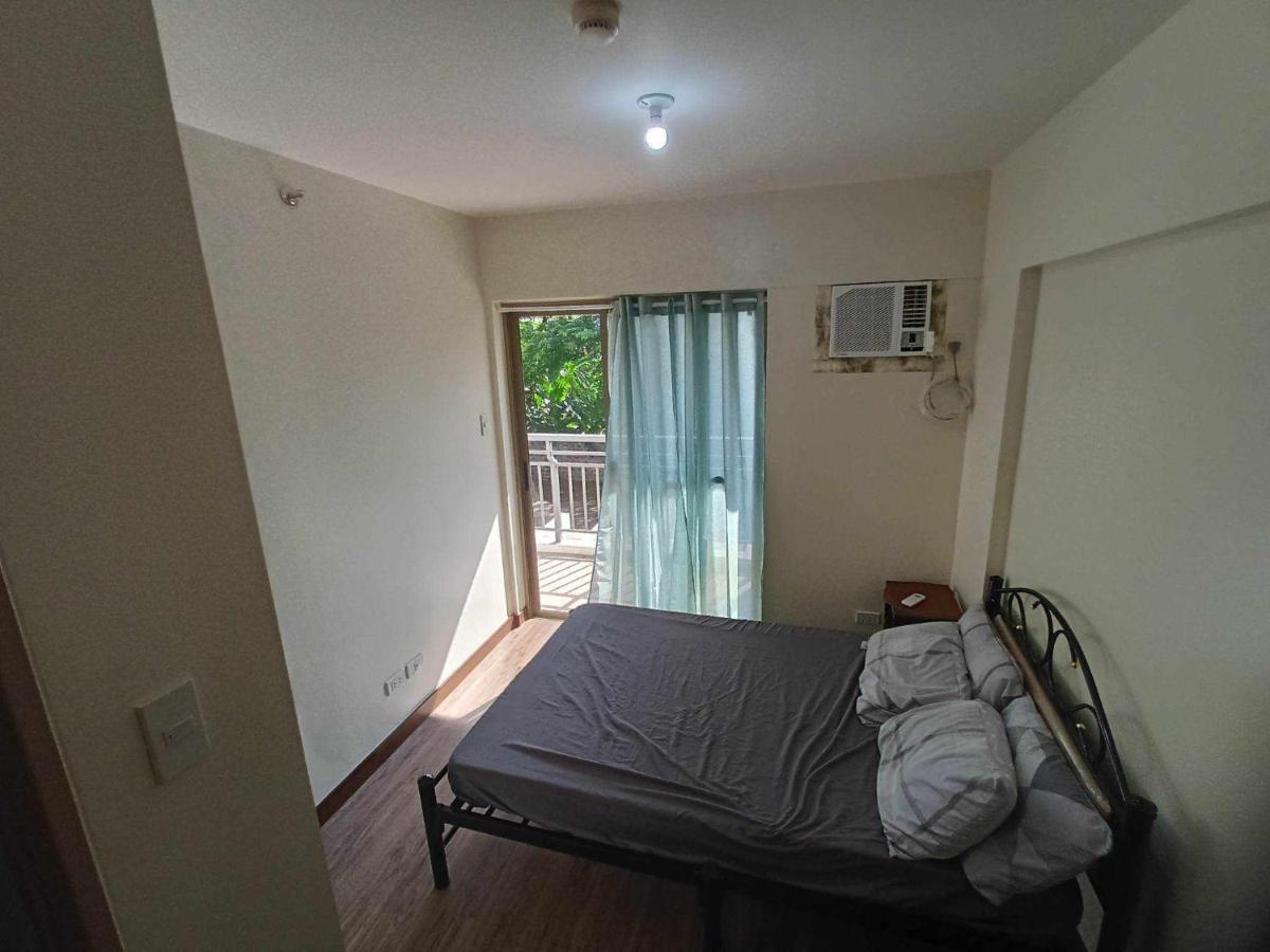 Acacia Estates Taguig Aparthotel Manila Esterno foto