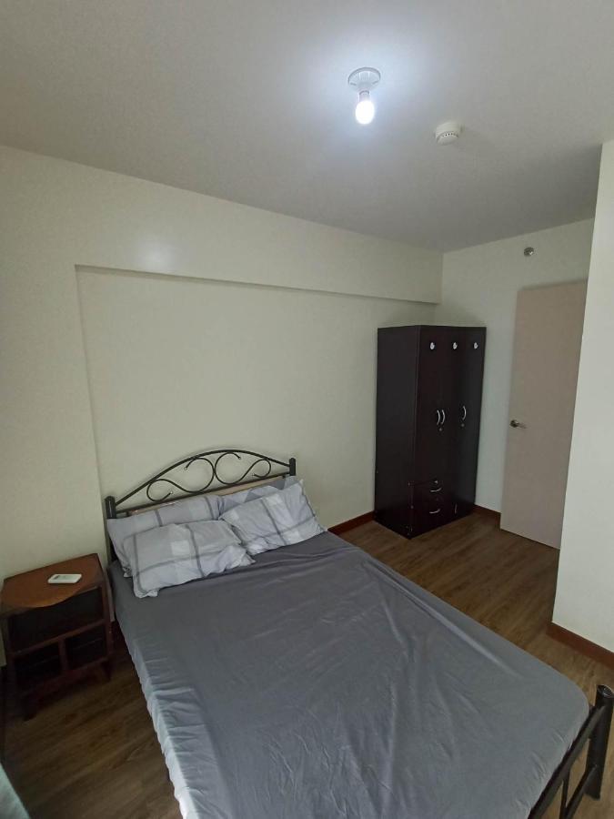 Acacia Estates Taguig Aparthotel Manila Esterno foto
